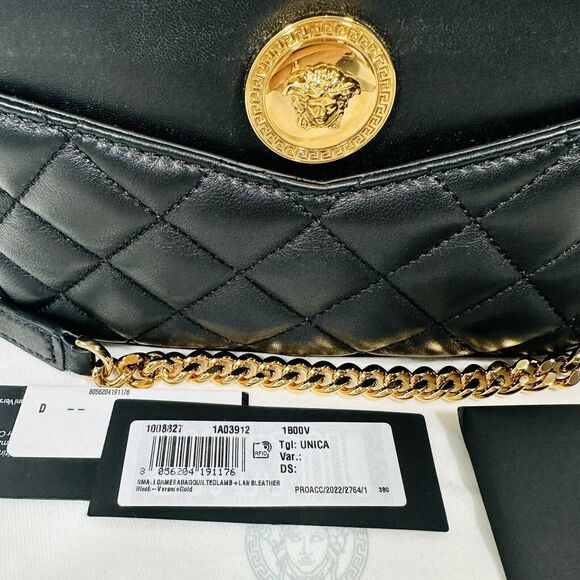 Versace La Medusa Quilted Lambskin Leather Small Crossbody Camera Bag Black NWT - Picture 4 of 10